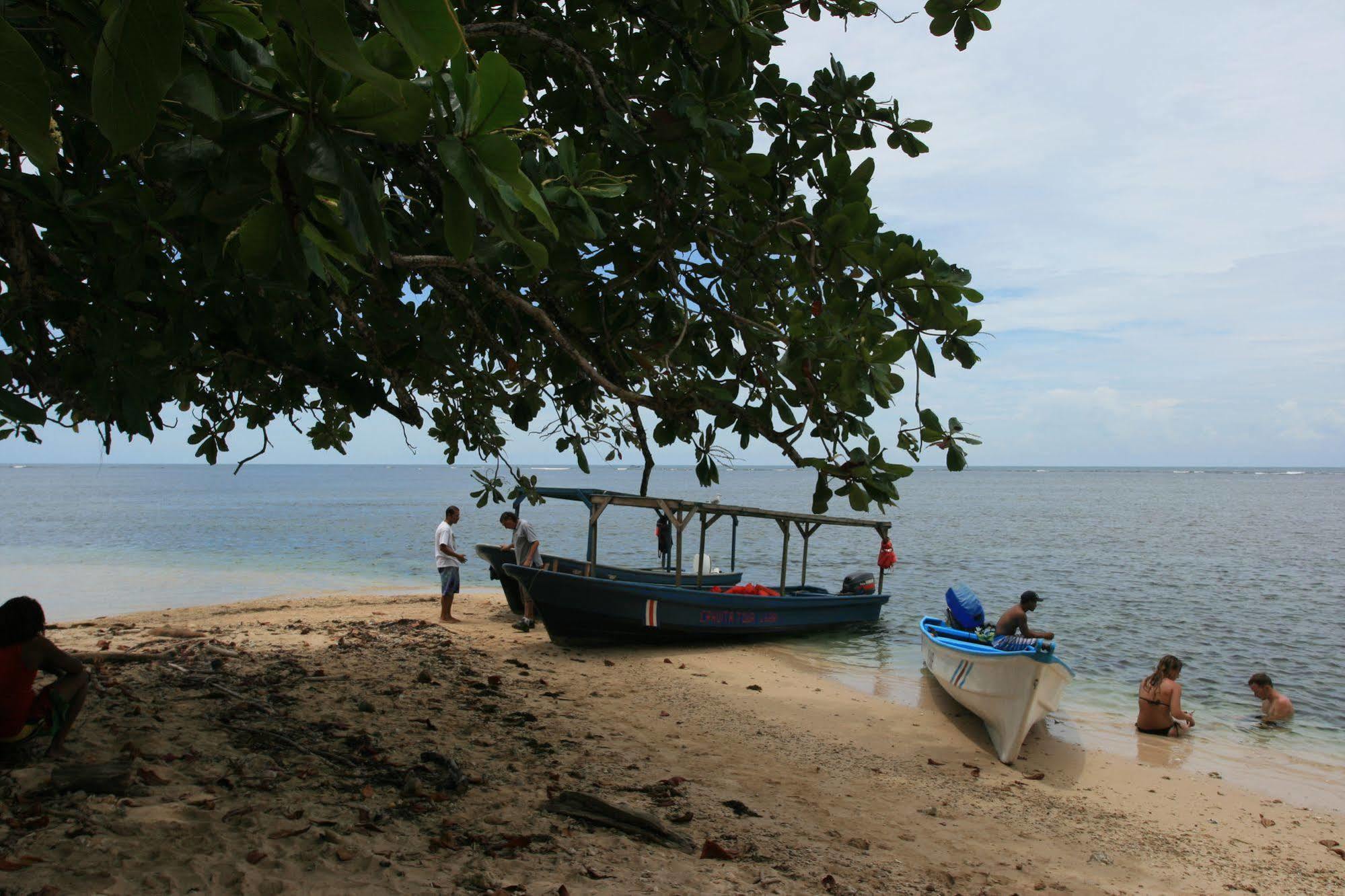 Hotel La Diosa Cahuita Esterno foto